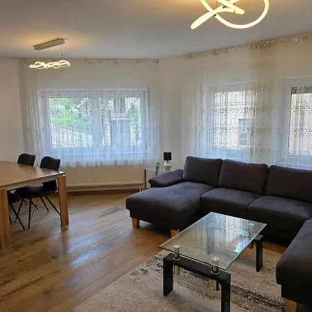 Moderne Grosszuegige Zu Vermieten דירה