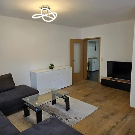 Moderne Grosszuegige Zu Vermieten * ברטן